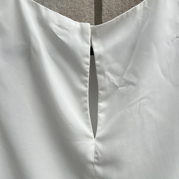 Dex The Suit Shop White Tiered Ruffled Blouse Sz XS - Picture 9 of 9